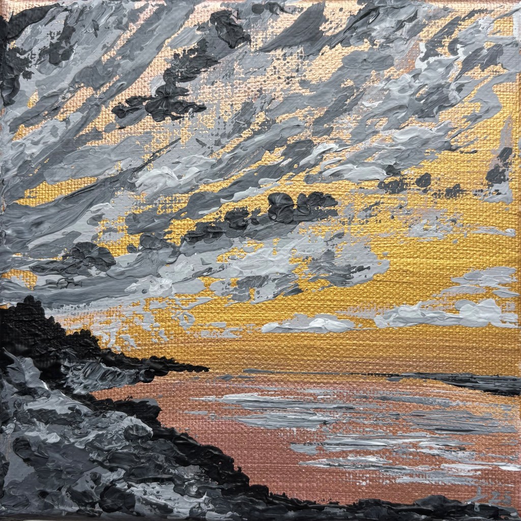 Expressionist acrylic painting 'Echoes 5' – grey clouds over rocky shoreline with golden light reflecting on water, 15x15 cm.
Expressionistisch acryl schilderij 'Echoes 5' – grijze wolken boven rotsige kust met gouden licht dat weerspiegelt op het water, 15x15 cm.