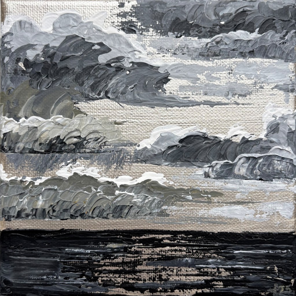 Expressionist acrylic painting 'Echoes 7' – layered grey and white clouds above dark water, monochrome palette, 15x15 cm.
Expressionistisch acryl schilderij 'Echoes 7' – gelaagde grijze en witte wolken boven donker water, monochroom palet, 15x15 cm.